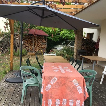 Chambre Avec Vue Sur Jardin Charnay-lès-Mâcon Dış mekan fotoğraf