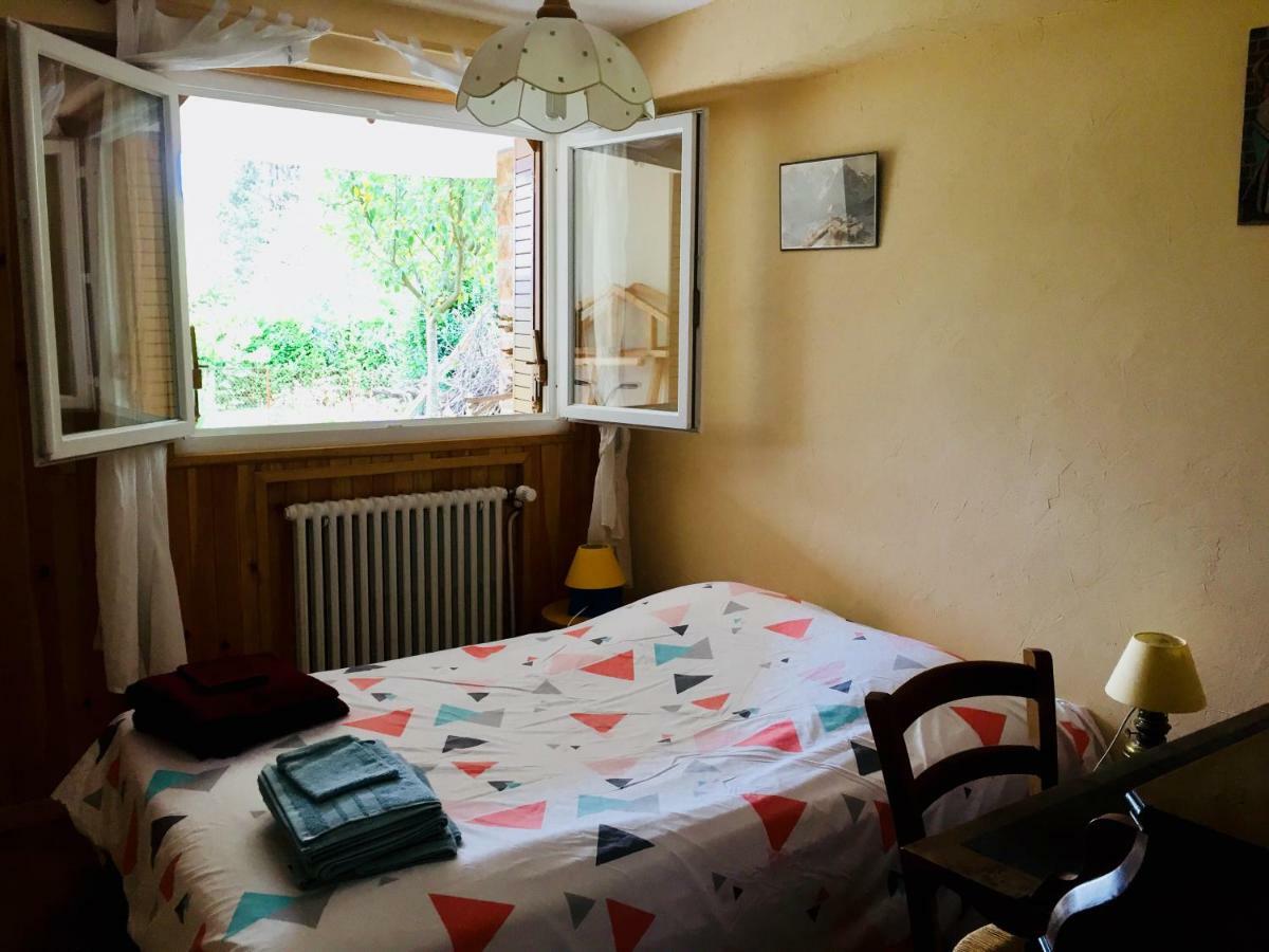 Chambre Avec Vue Sur Jardin Charnay-lès-Mâcon Dış mekan fotoğraf